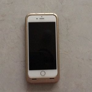 Mophie charging case for iPhone